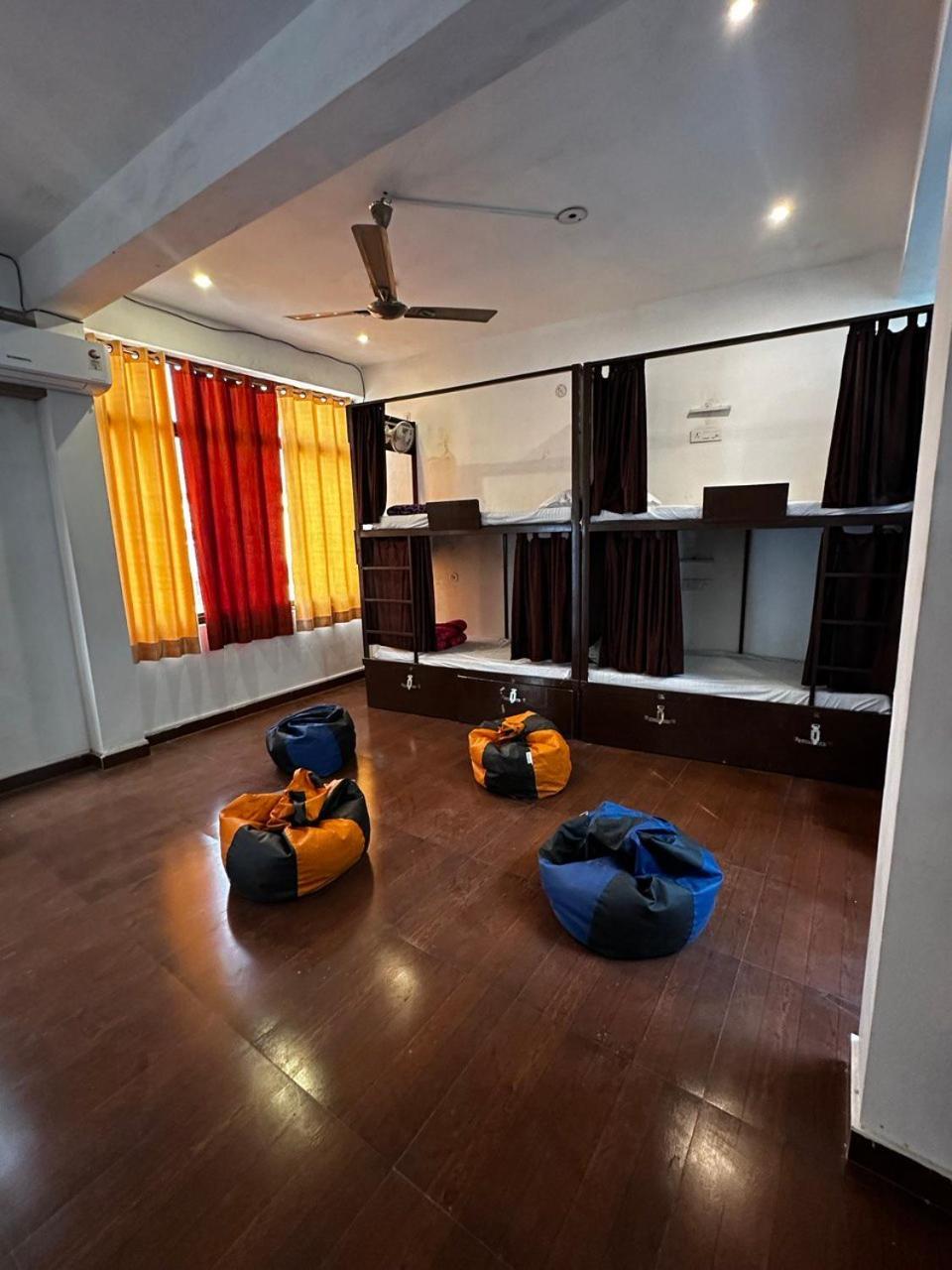 Sonu Guesthouse & Hostel Rishikesh Bilik gambar