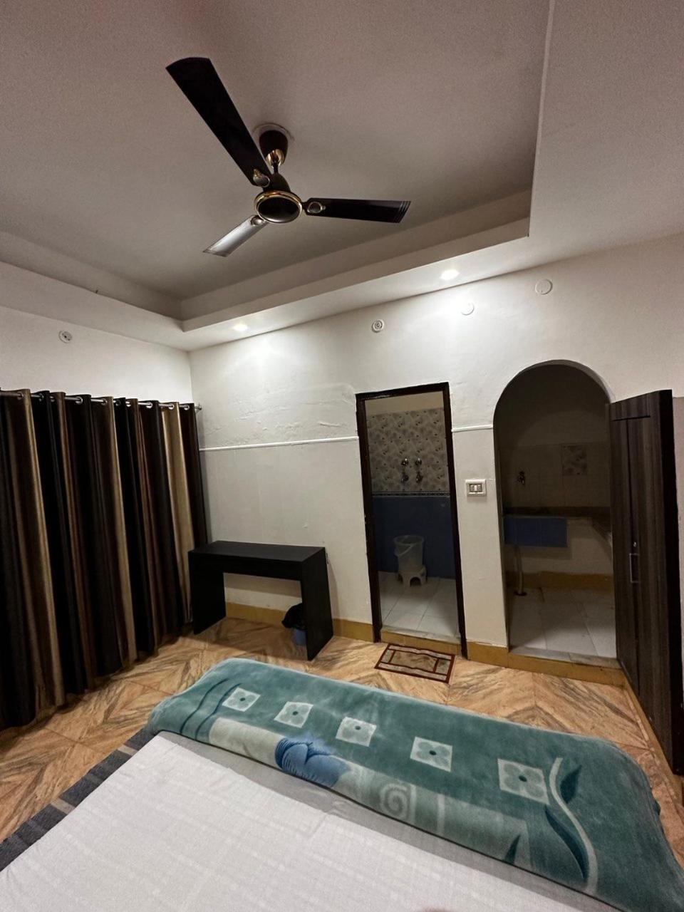 Sonu Guesthouse & Hostel Rishikesh Luaran gambar