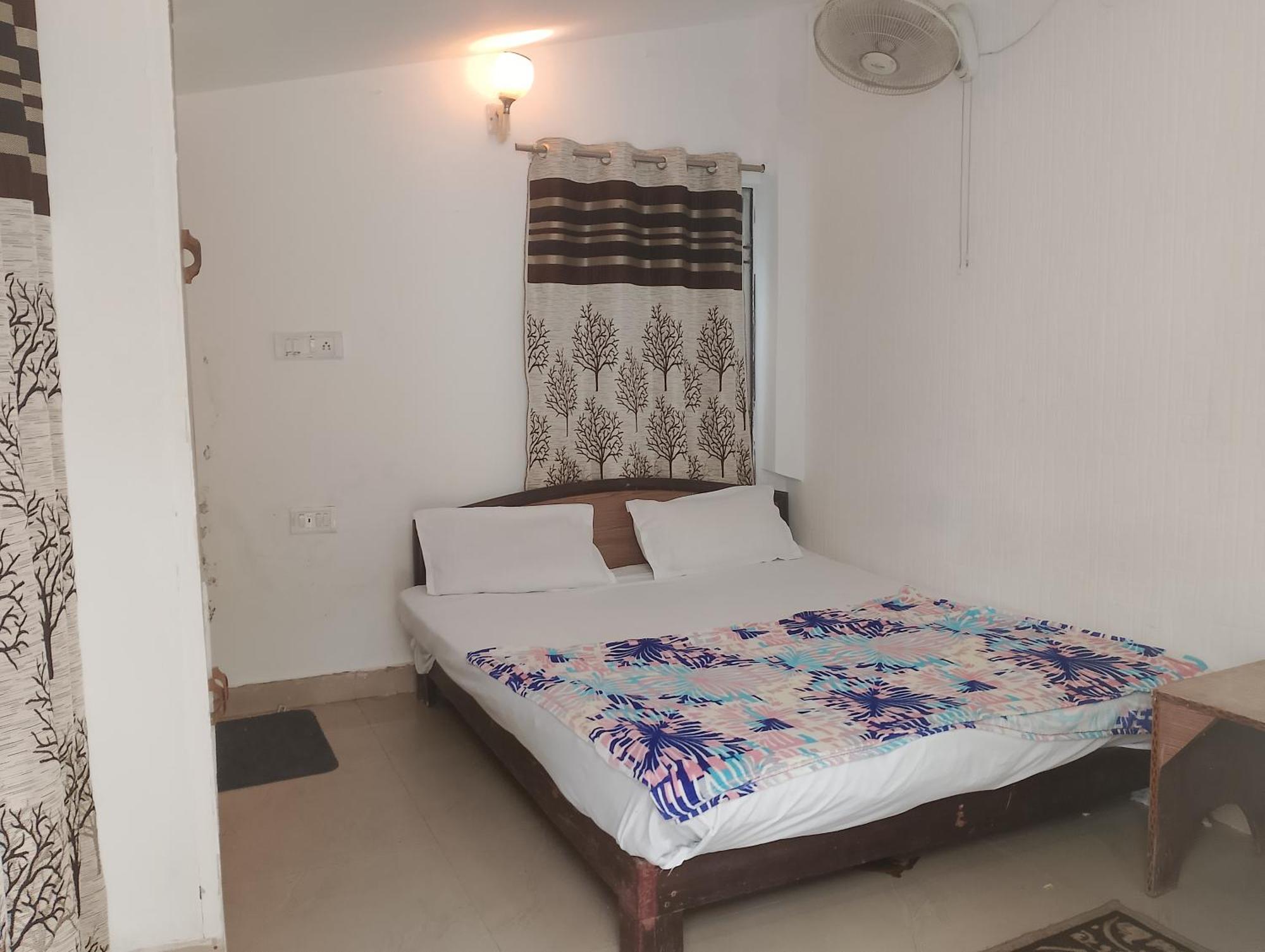 Sonu Guesthouse & Hostel Rishikesh Luaran gambar